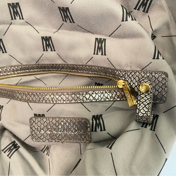 🩵Antonio Melani Tote 🩵 - Picture 8 of 11